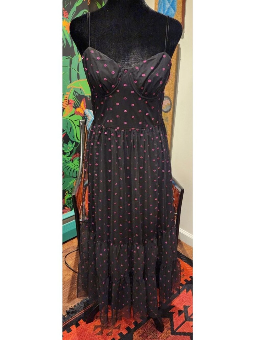 NEW Betsey Johnson Black Midi Dress Pink Lips Print & Adjustable Straps Size 8